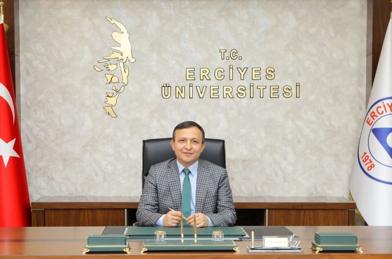 ERÜ Rektörü Prof. Dr. Çalış’ın 30 Ağustos Zafer Bayramı Mesajı
