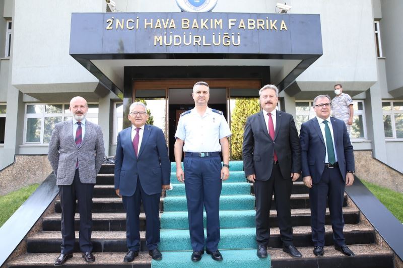 Başkan Büyükkılıç’tan komutanlara ziyaret
