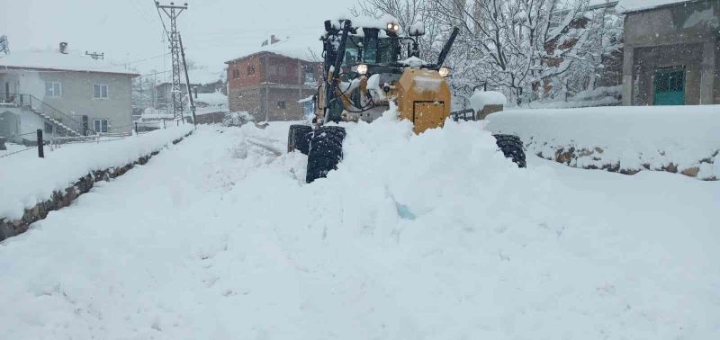 Kayseri’de 153 mahalle yolu ulaşıma açıldı
