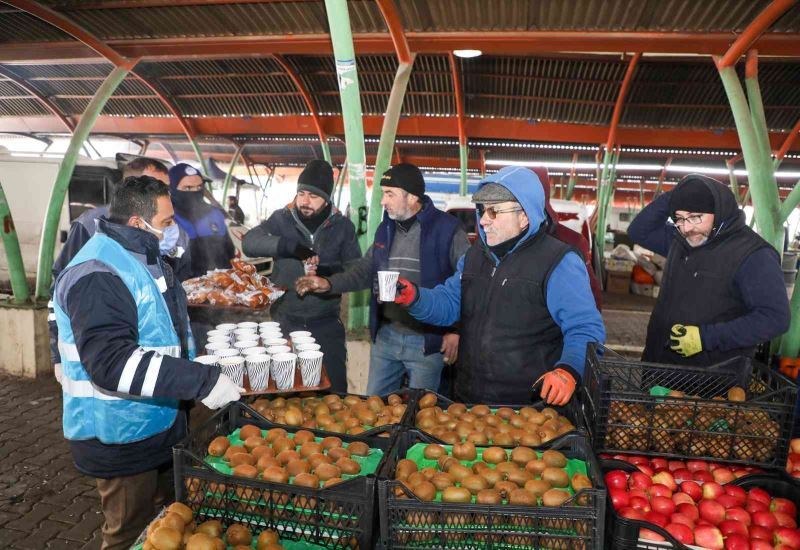 Talas’ta pazar esnafına sıcak çorba
