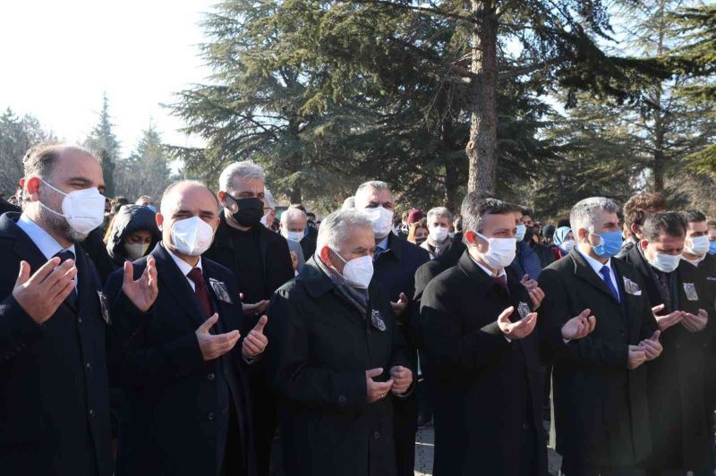 Başkan Büyükkılıç; kazada yaralanan öğrencileri ziyaret etti
