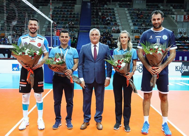 Voleybol Efeler Ligi 1.Hafta
