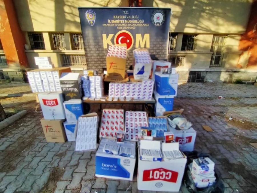 Kayseri’de kaçak tütün operasyonu: 250 bin dal makaron ele geçirildi