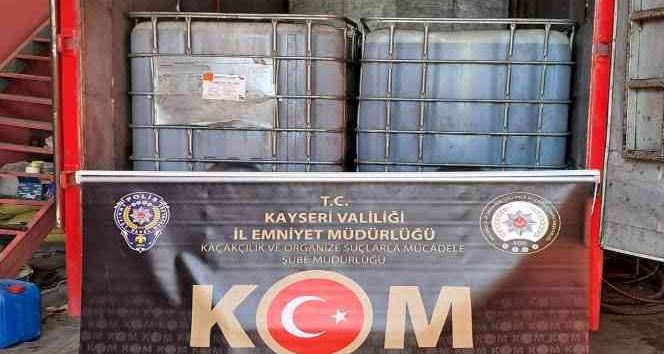 Kaçakçılara eş zamanlı operasyon: 12 ton karışımlı akaryakıt ele geçirildi