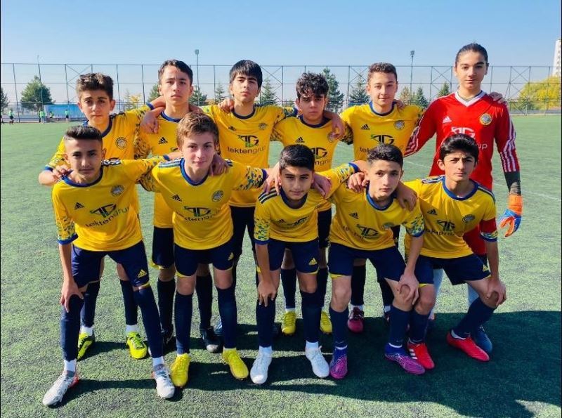 Kayseri’de U-14 Ligi’nde hafta içi mesaisi başladı
