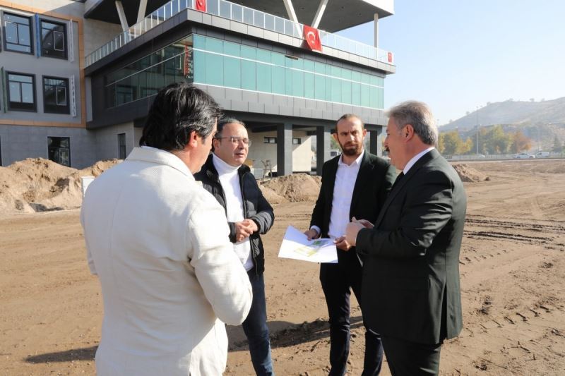 Hacı Şükrü Baktır Lisesi’nde sona yaklaşılıyor
