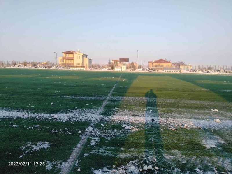 Başakpınar Şaban Tankurt Stadı hazır
