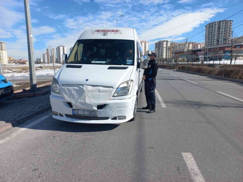 Büyükşehir Zabıtasından servis araçları ve ticari taksilere denetim
