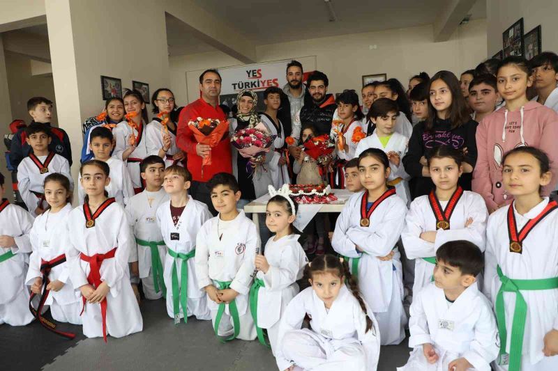 Melikgazi’de geleceğin şampiyon adayları başarılarını kutladı
