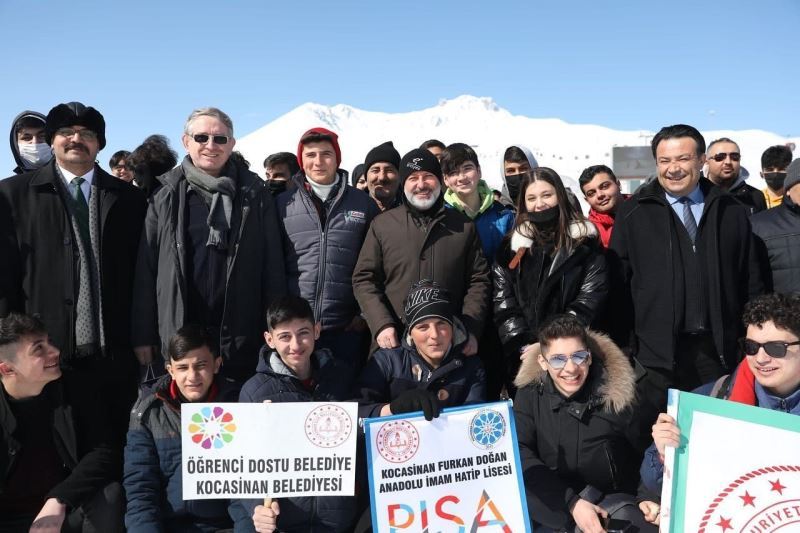 Kocasinan, öğrencilerin başarılarını Erciyes gezisi ile taçlandırdı
