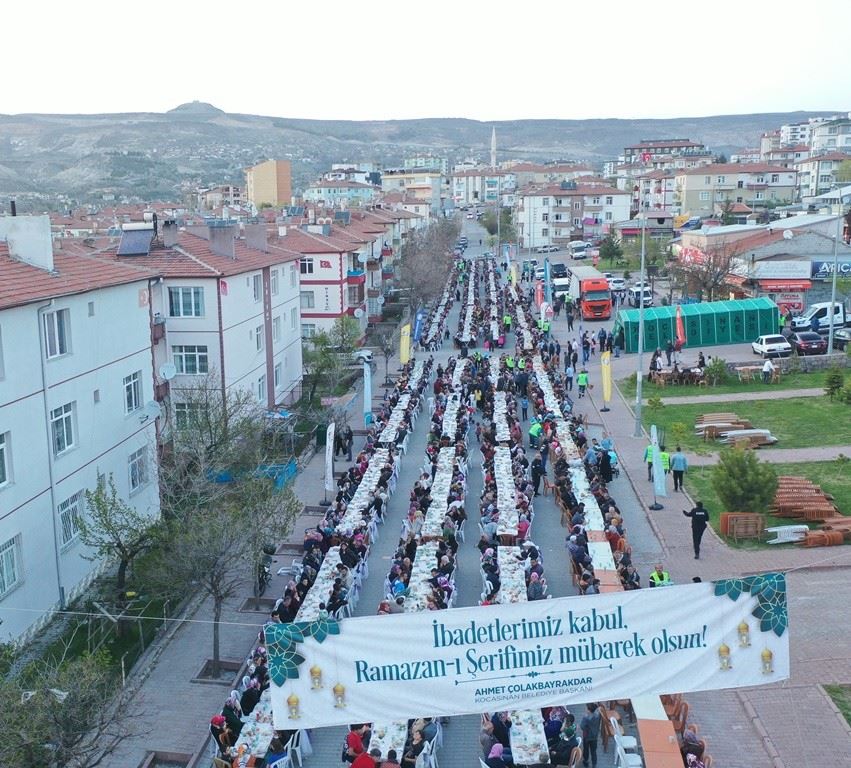 1 kilometrelik iftar sofrası