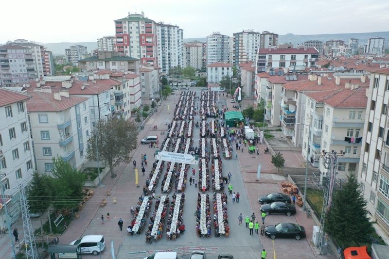 Kocasinan’ın iftarına 4 bin 300 kişi katıldı
