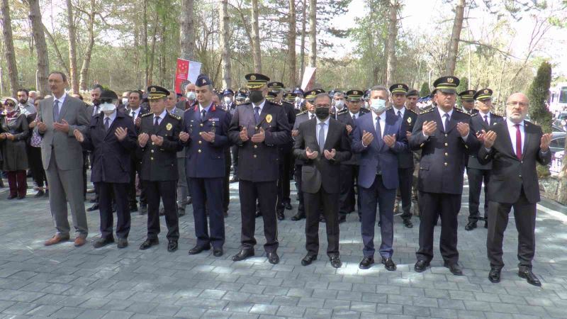 Kayseri’de şehit polisler dualarla anıldı
