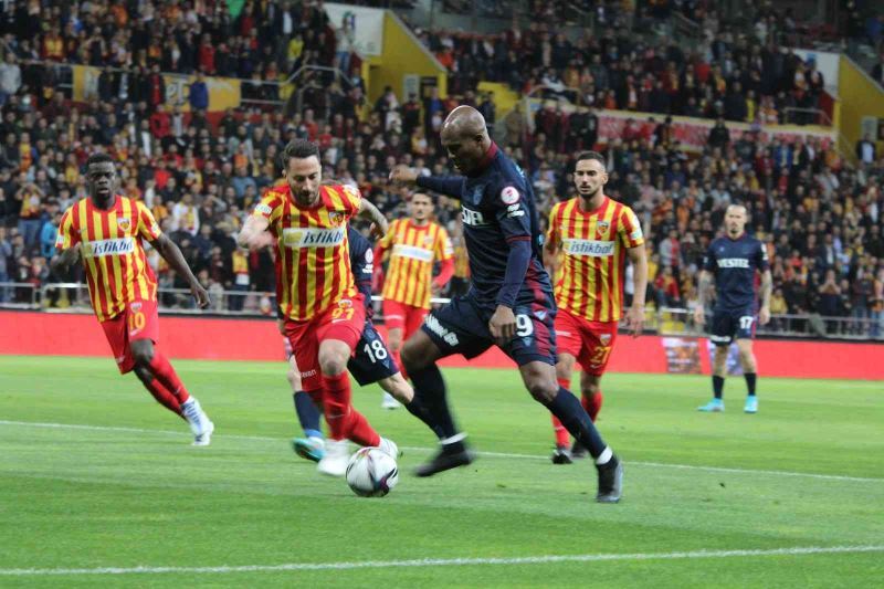 Ziraat Türkiye Kupası: Kayserispor: 0 - Trabzonspor: 1 (İlk yarı)