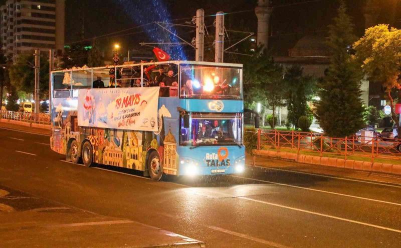 Talas’ta gezi otobüsüyle 19 Mayıs coşkusu
