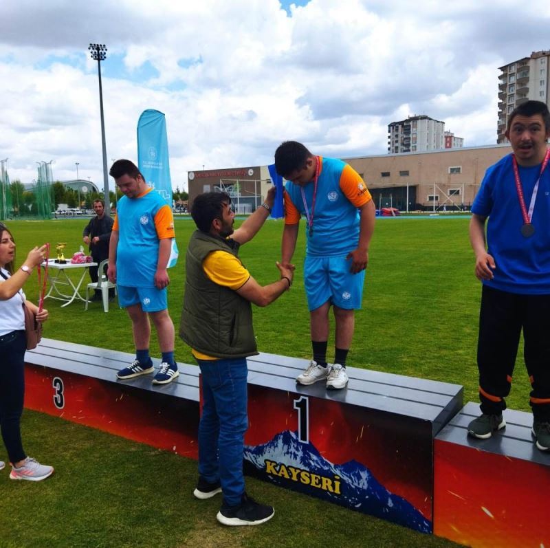 Kocasinan’ın özel sporcuları, madalyalara ambargo koydu
