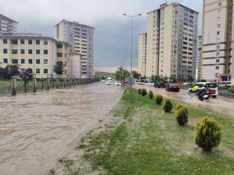 Kayseri’ye sağanak yağış uyarısı
