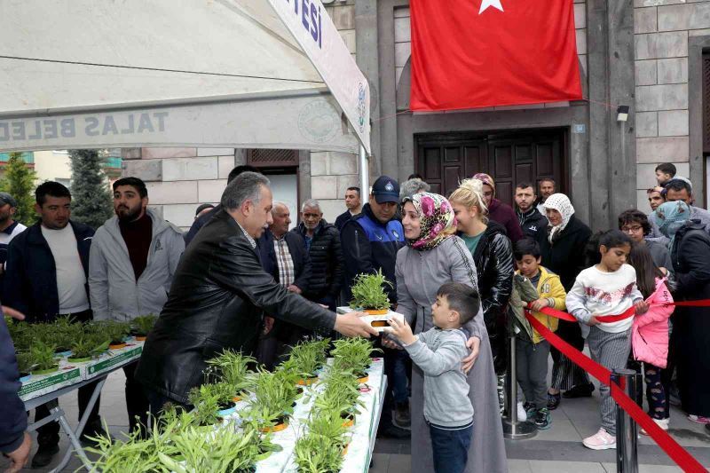 Anneler Günü’nde annelere çok özel hediye
