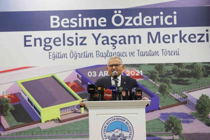 Başkan Büyükkılıç: “Engelleri ortadan kaldırmak için hizmet ediyoruz”
