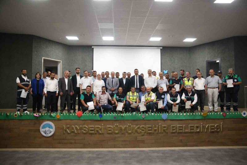 Büyükşehir personeline ’Orman Yetiştirme ve Bakım’ sertifikası
