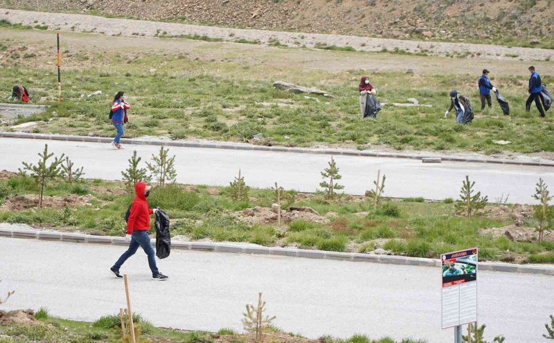 Doğaseverler Erciyes’te çevre temizliği yapacak
