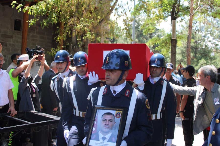 Kayseri, şehidini uğurladı