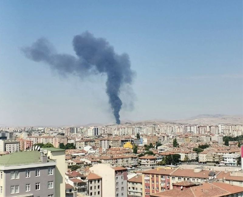 Kayseri Şeker Fabrikası’nda korkutan yangın
