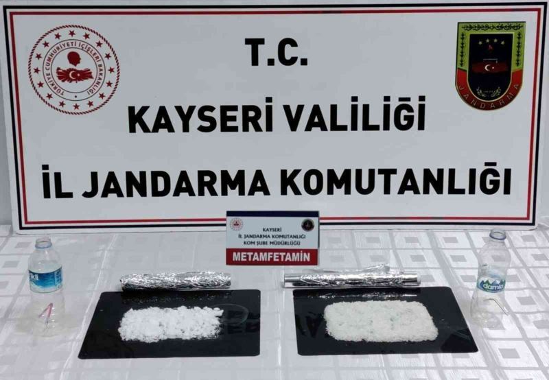 Kuru pasta kutusu içerisinde uyuşturucu ticareti
