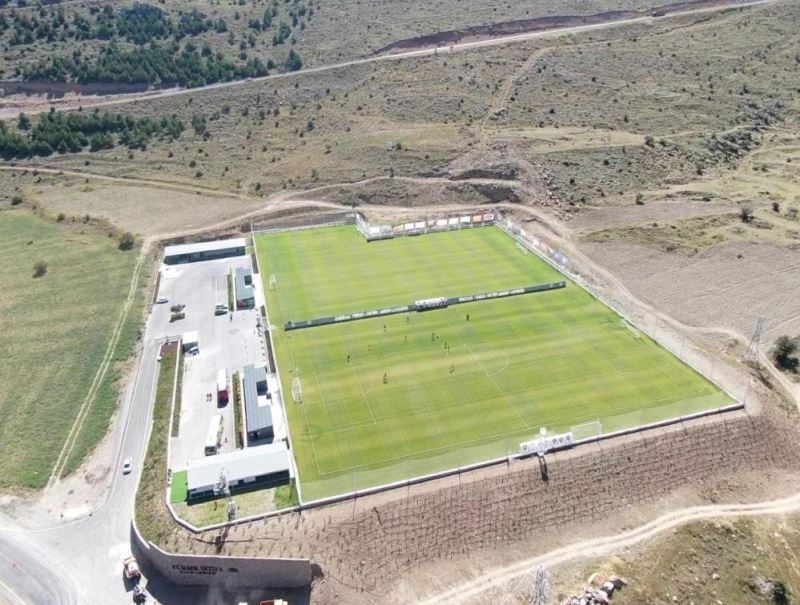 Erciyes Yüksek İrtifa Kamp Merkezi takımların gözdesi oldu
