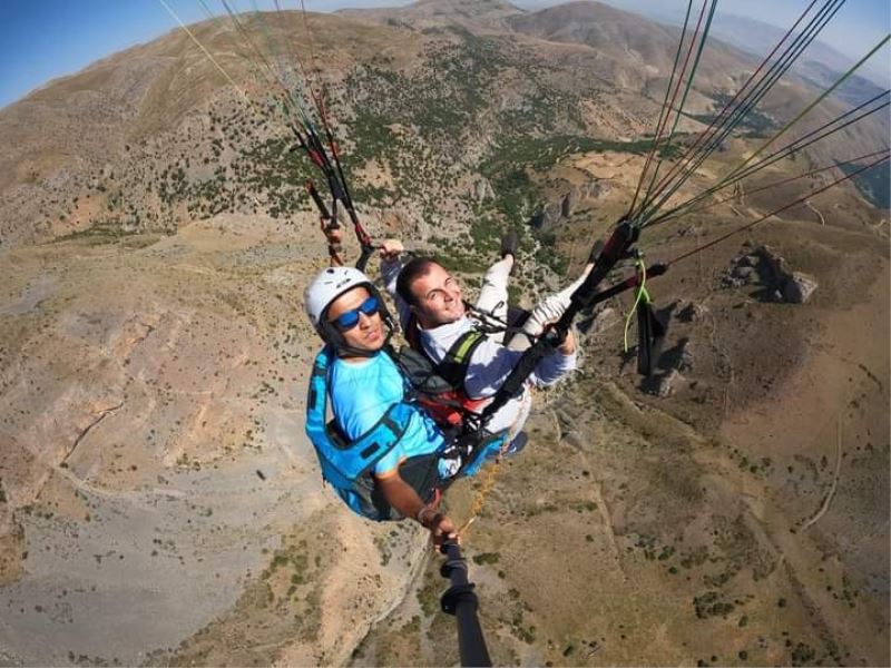 Yahyalı’da yamaç paraşütü deneme uçuşu gerçekleştirildi
