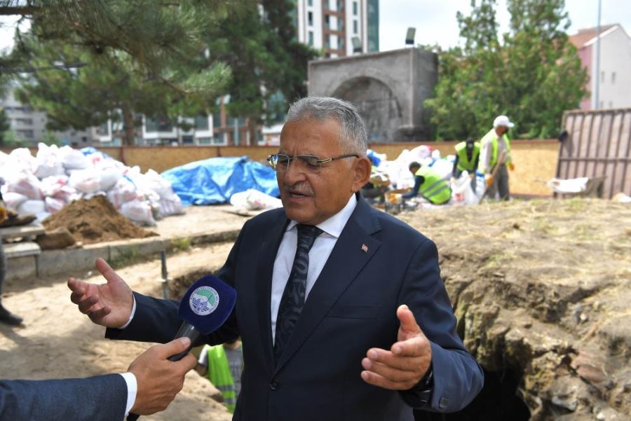 Tarihine sahip çıkan Kayseri Büyükşehir’in 7 projesine özel ödül