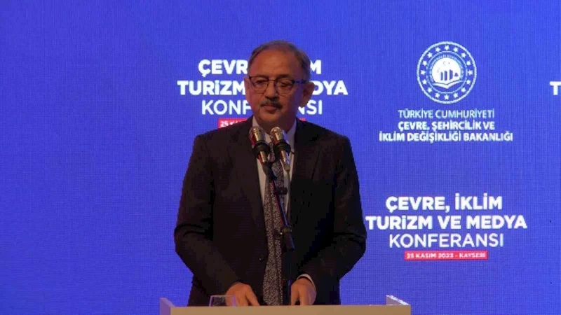 Bakan Özhaseki: “Deprem bölgesindeki köylerimizde 100 bine yakın çelik evler yapacağız”
