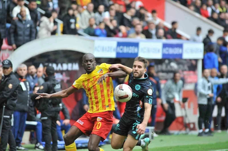 Kayserispor ile Adana Demirspor yine yenişemedi
