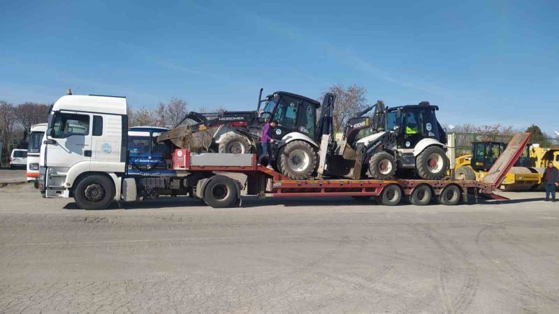 Deprem bölgesine 10 konteyner ev ve 2 iş makinesi kepçe daha
