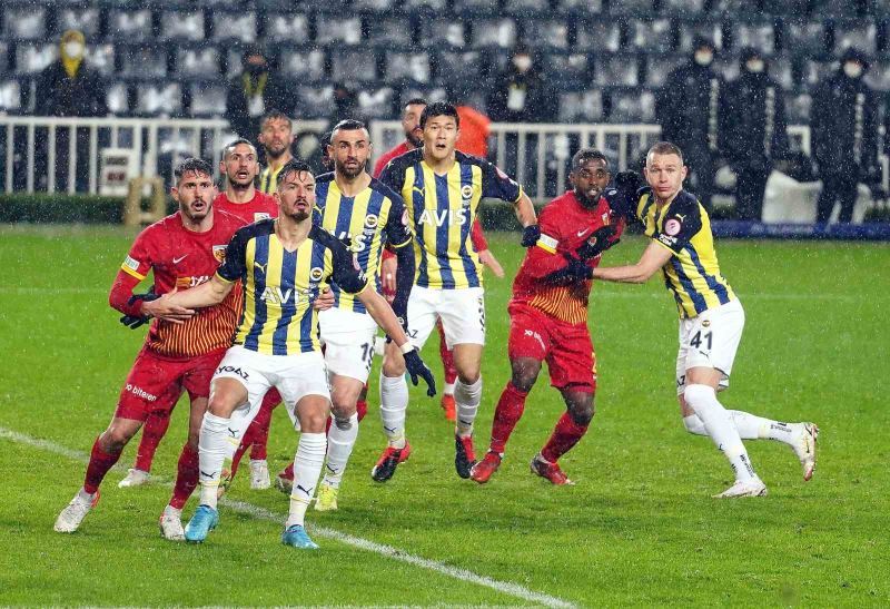 Ziraat Türkiye Kupası: Kayserispor, yarı final hesabında
