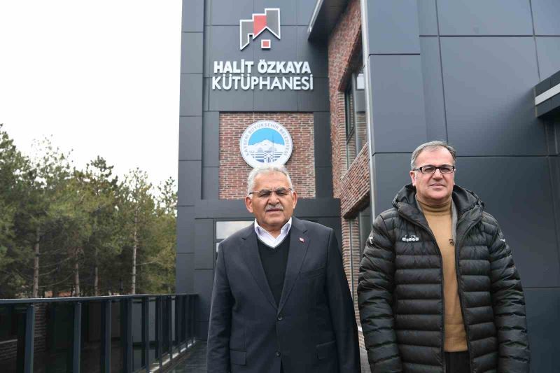 Başkan Büyükkılıç, Büyükşehir’in 10’uncu kütüphanesini inceledi
