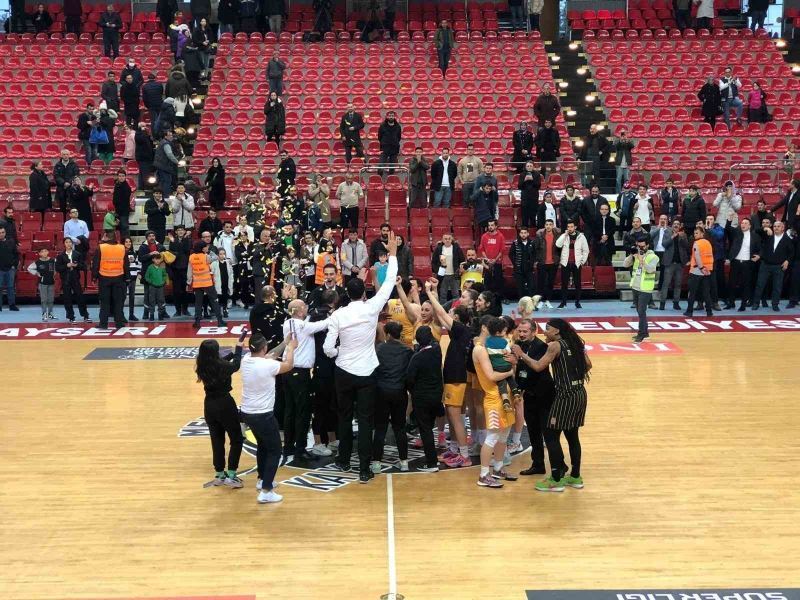 TKBL: Melikgazi Kayseri Basketbol: 76 - Çankaya Üniversitesi:66
