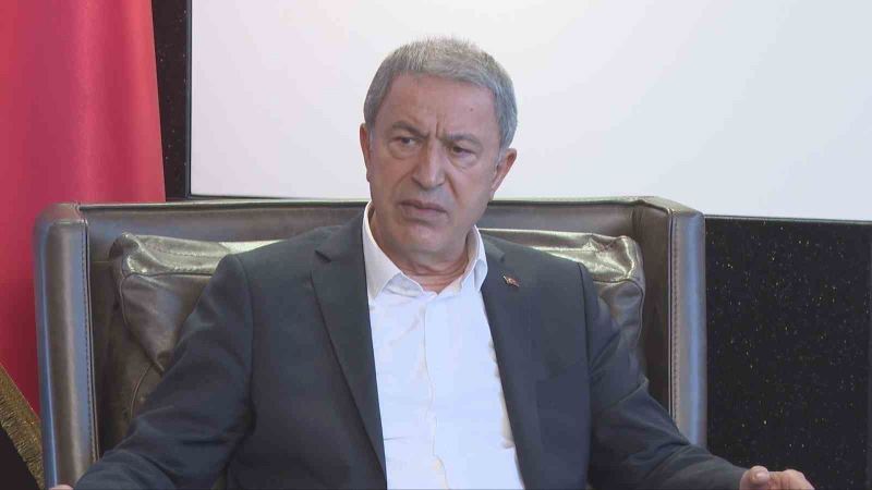 Bakan Akar: “Mehmetçik teröristlerin Zap’taki ‘kale’sine girdi’
