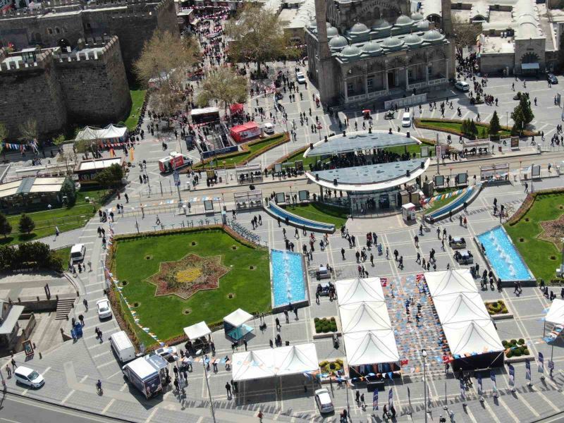 Kayseri’de bayram yoğunluğu
