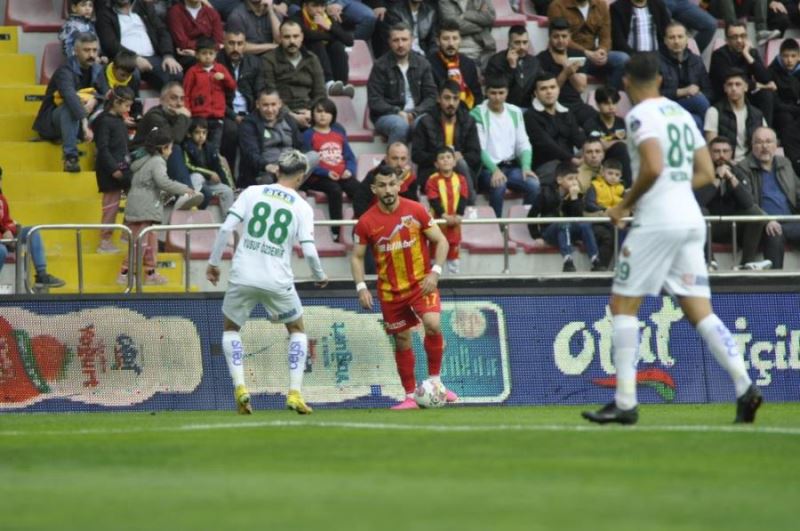 Spor Toto Süper Lig: Kayserispor: 0 - Alanyaspor: 4 (Maç sonucu)