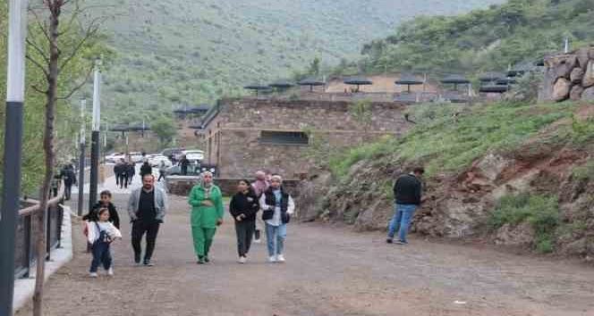 Kayserililer Zincidere 100. Yıl Mesire Alanı’na akın etti: 22 günde 130 bin ziyaretçi