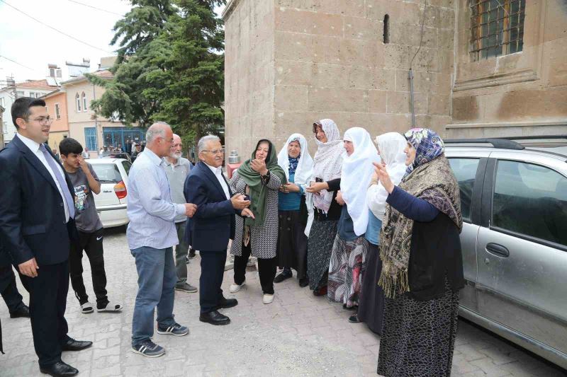 Başkan Büyükkılıç’a mahalle ziyaretlerinde yoğun ilgi
