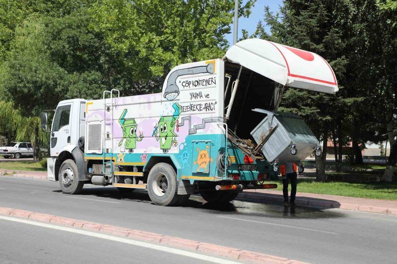 Kayseri’nin ilki Talas’ın rutini: konteyner yıkama
