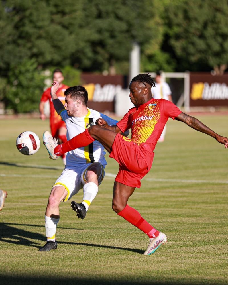 Kayserispor İstanbul deplasmanında
