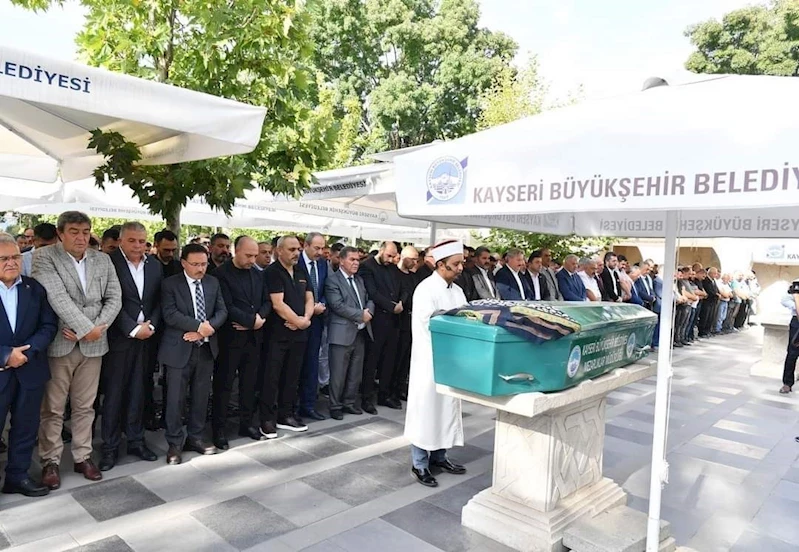 Başkan Bağlamış’ın acı günü: Hayatını kaybeden annesi toprağa verildi
