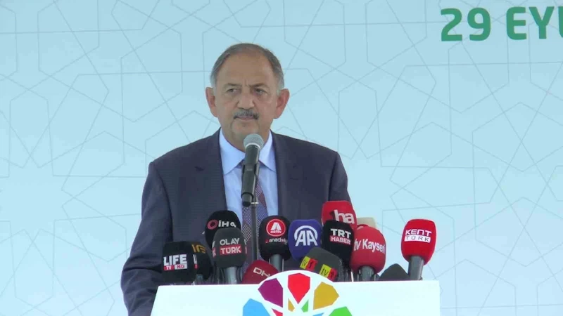 Bakan Özhaseki: “Dünyada Türkiye Cumhuriyeti ismi geçtiği zaman başımızın dik olduğu bir dönem başlamıştır”
