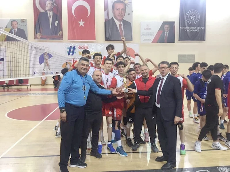 Voleybol Genç Erkekler Kayseri Şampiyonu Elit Voleybol oldu
