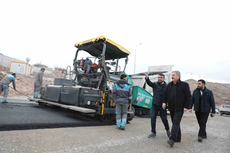 Ardıçtepe Caddesi yenilendi, ulaşım rahatladı
