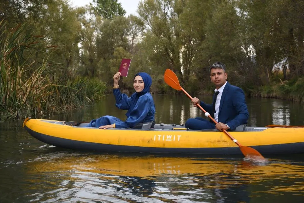 Genç çift, Zamantı Irmağı’nda ’Evet’ dedi