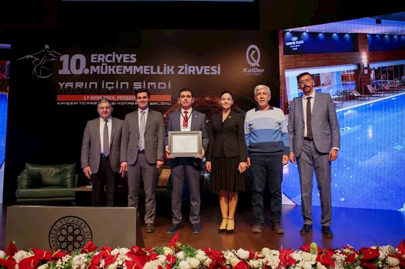 Erciyes Koleji, Avrupa Kalite Yönetimi Vakfı’ndan Ulusal Kalite Hareketi beratı aldı
